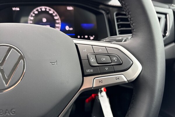 Used Volkswagen Polo 2024 for sale - 75604965: Photo 42