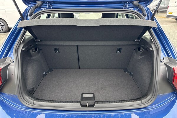 Used Volkswagen Polo 2024 for sale - 75604965: Photo 7