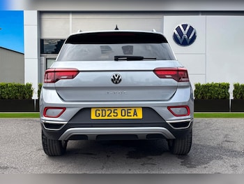 Used Volkswagen T-Roc 2025 for sale - 79503445: Photo