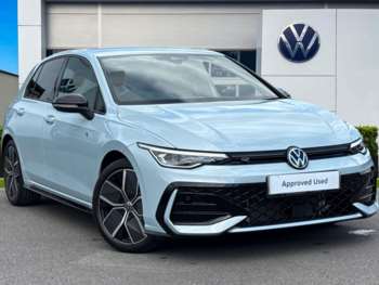 2025 - 2.0TDI (150ps) R-Line DSG Ã¢ ­ Leather, 18&#039; Leeds Alloys, Black Pack, 5-Door
