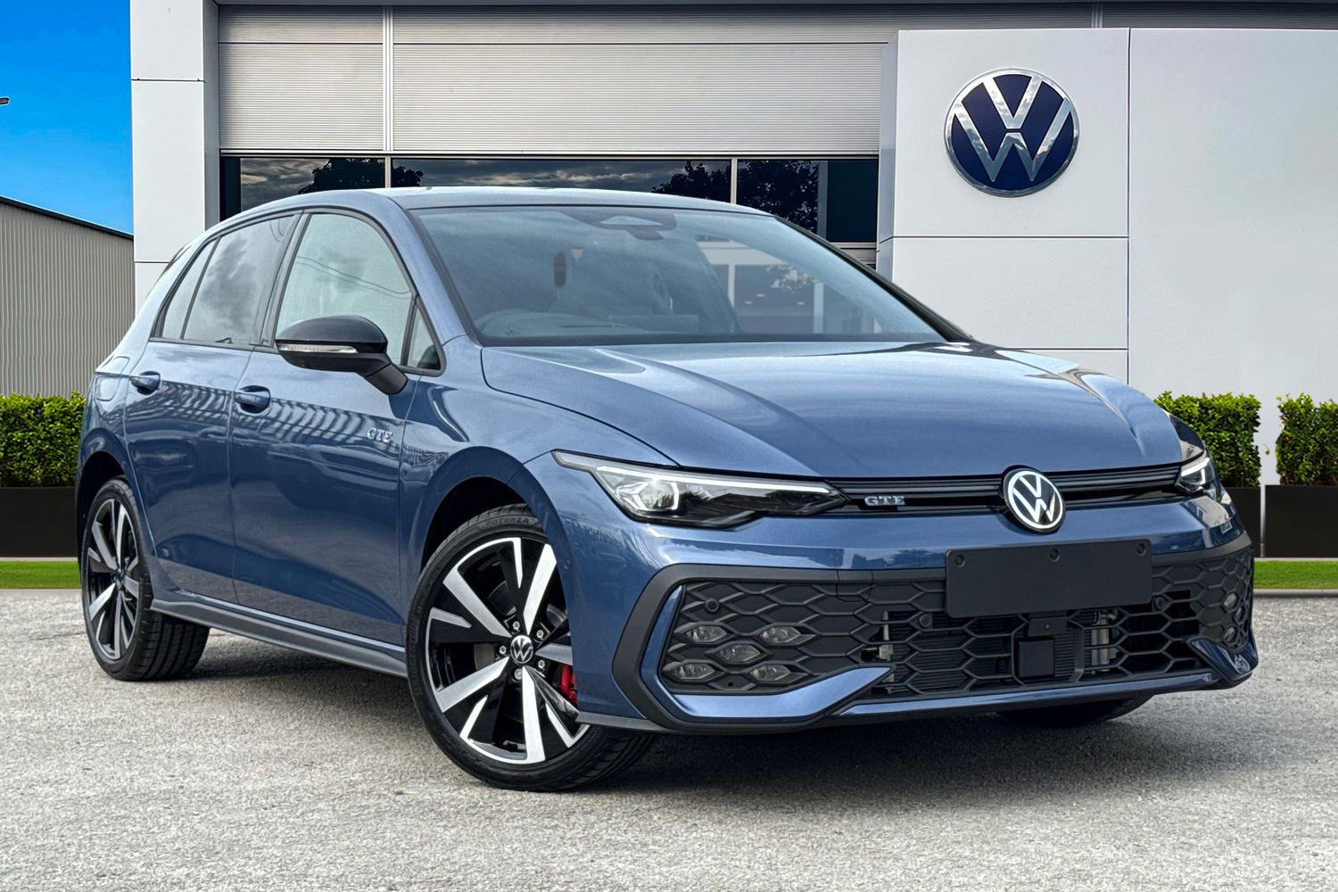 Used Volkswagen Golf 2025 for sale - 76447633: Photo 1