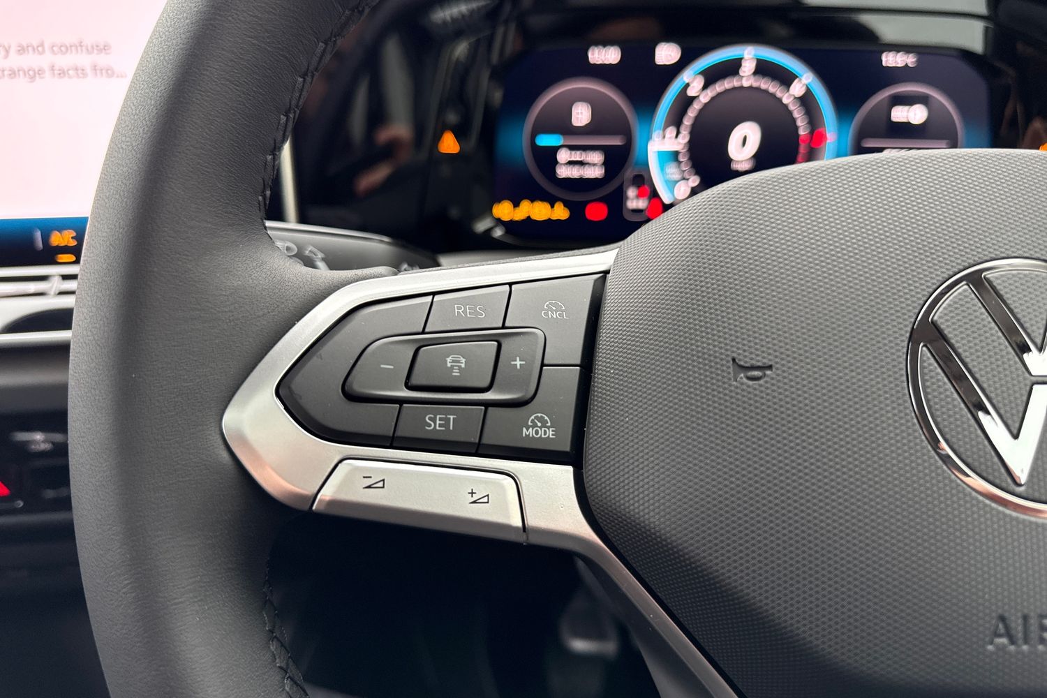 Used Volkswagen Golf 2025 for sale - 76495276: Photo 41