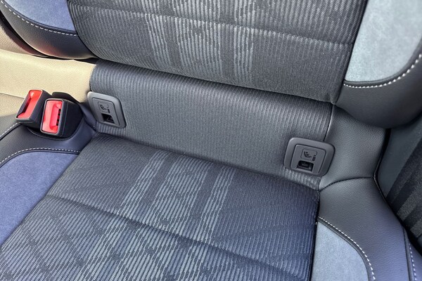 Used Volkswagen T-Roc 2025 for sale - 75820045: Photo 33