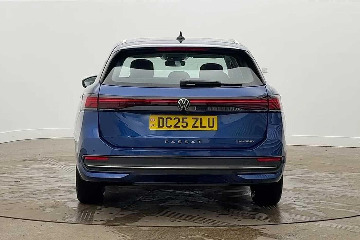 Used Volkswagen Passat 2025 for sale - 77820264: Photo 9