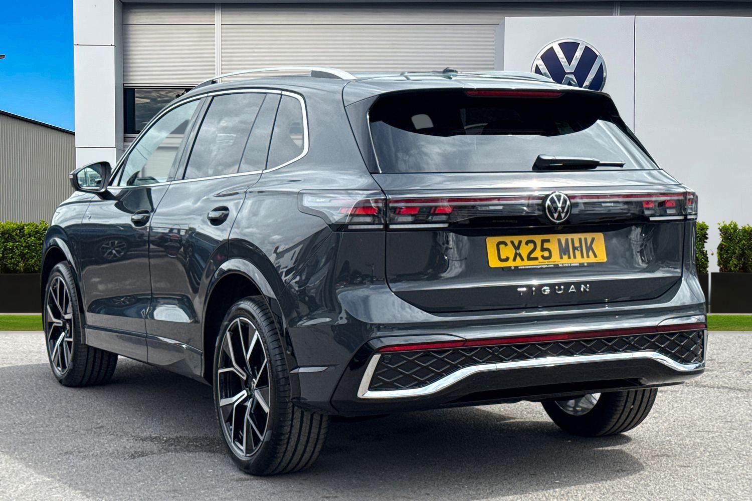 Used Volkswagen Tiguan 2025 for sale - 77275496: Photo 2