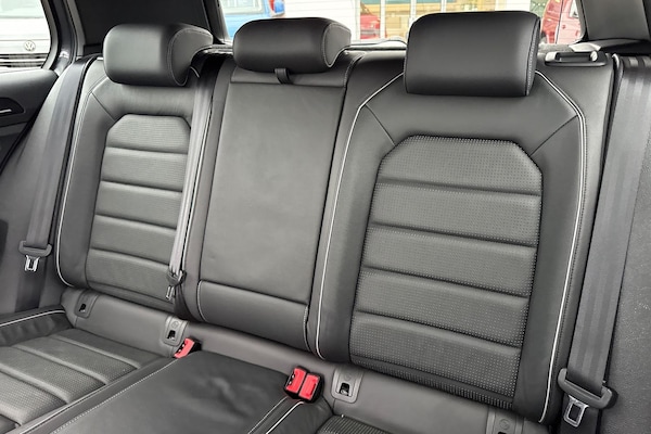 Used Volkswagen Golf 2019 for sale - 76274681: Photo 19
