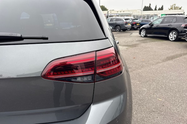 Used Volkswagen Golf 2019 for sale - 76274681: Photo 26