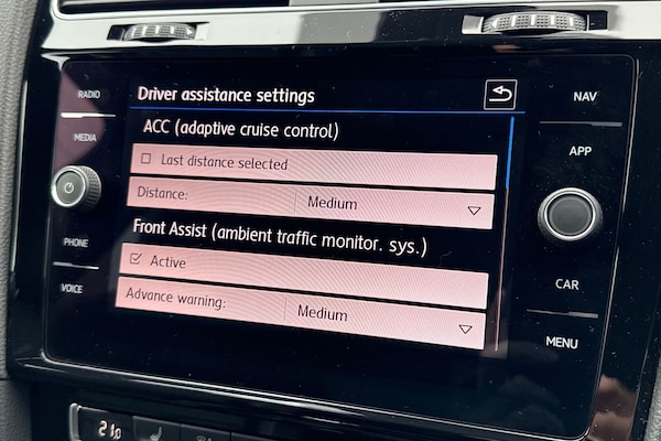 Used Volkswagen Golf 2019 for sale - 76274681: Photo 54