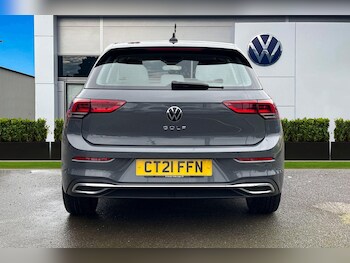 Used Volkswagen Golf 2021 for sale - 77791875: Photo