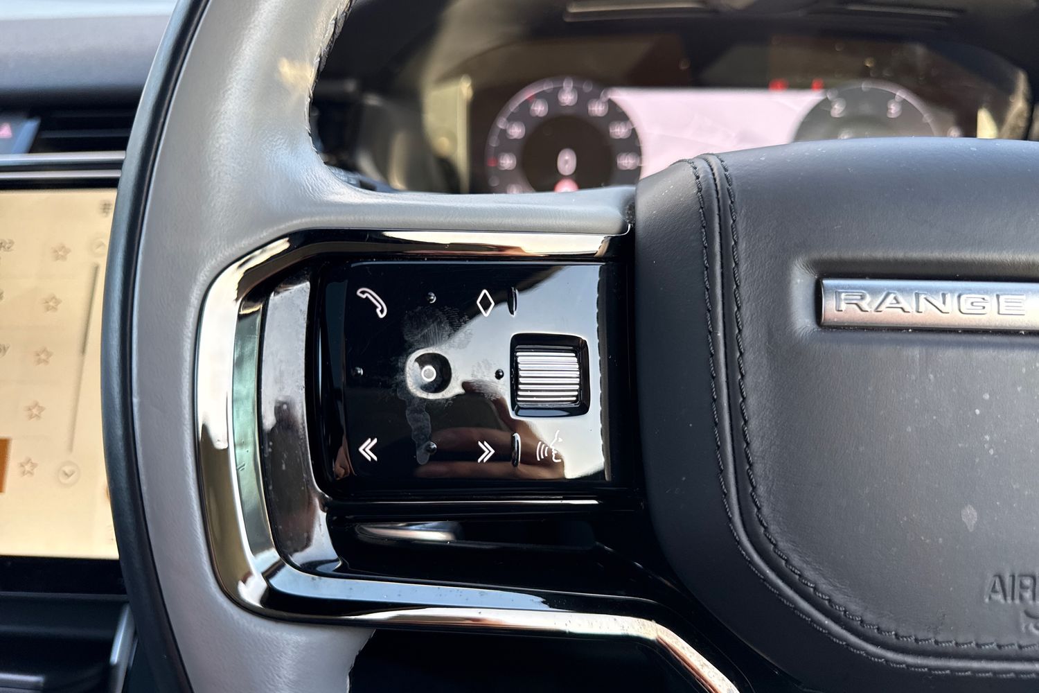 Used Land Rover Range Rover Velar 2023 for sale - 77093638: Photo 46