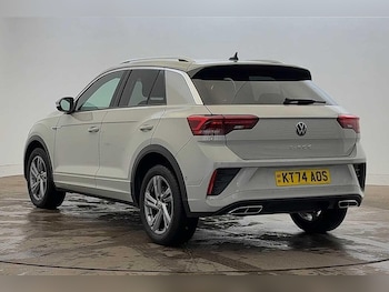 Used Volkswagen T-Roc 2025 for sale - 76194172: Photo 3