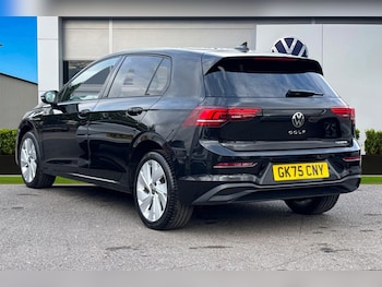 Used Volkswagen Golf 2025 for sale - 79490678: Photo