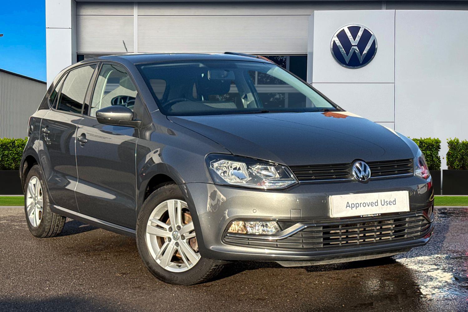 Used Volkswagen Polo 2016 for sale - 76610904: Photo 1