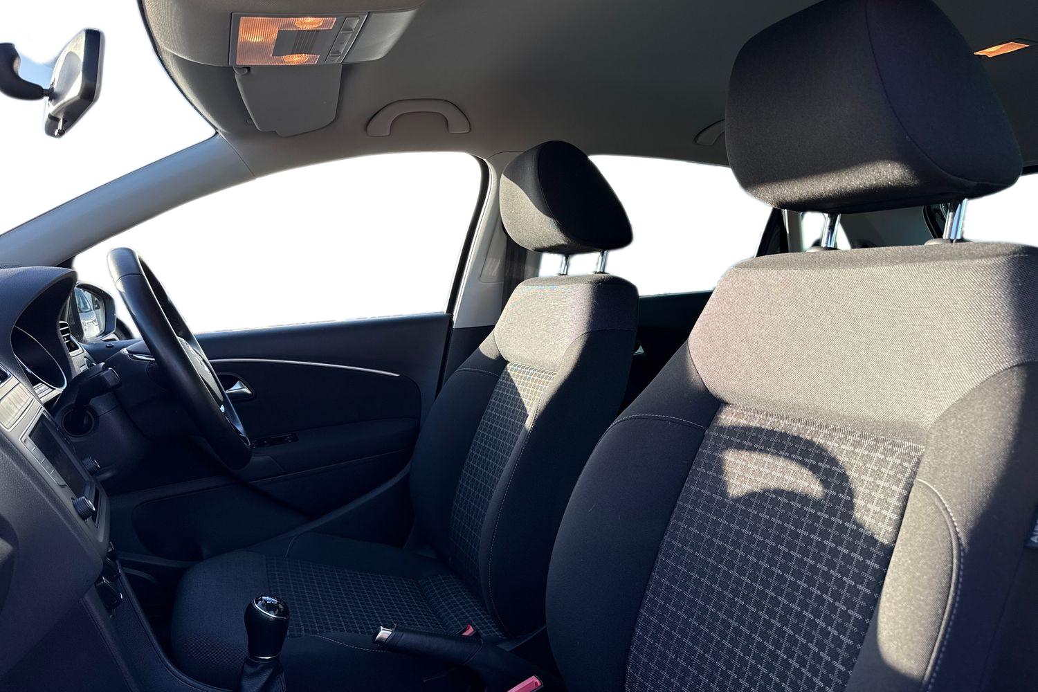 Used Volkswagen Polo 2016 for sale - 76610904: Photo 11