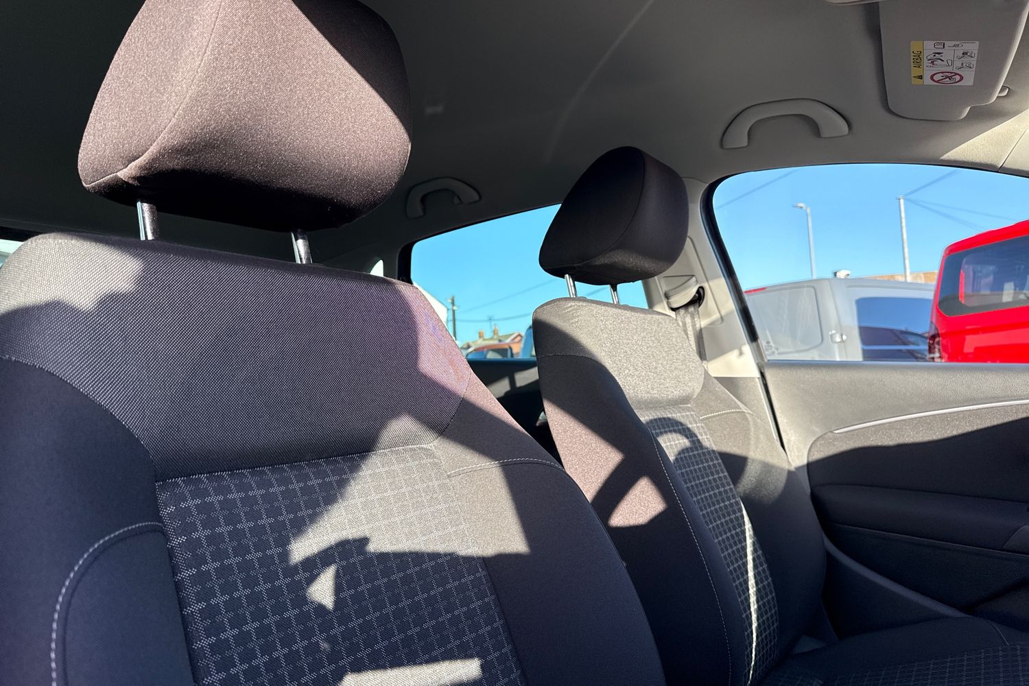 Used Volkswagen Polo 2016 for sale - 76610904: Photo 21