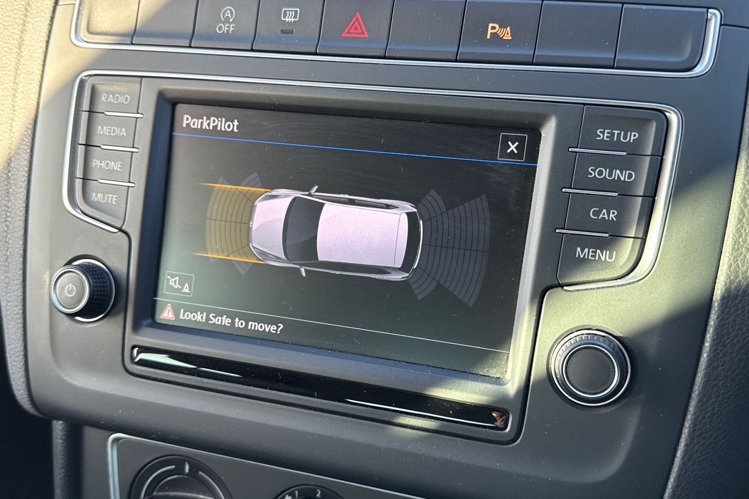 Used Volkswagen Polo 2016 for sale - 76610904: Photo 41