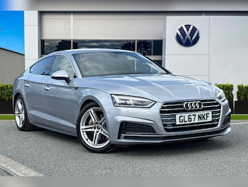 2017 - 2.0 TDI Ultra S Line 5dr S Tronic