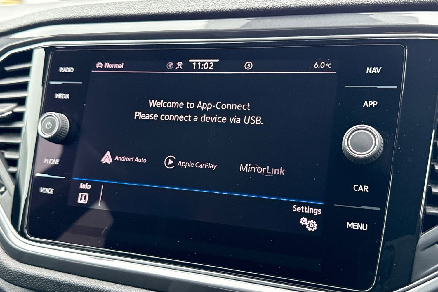 Used Volkswagen T-Roc 2022 for sale - 77139017: Photo 51