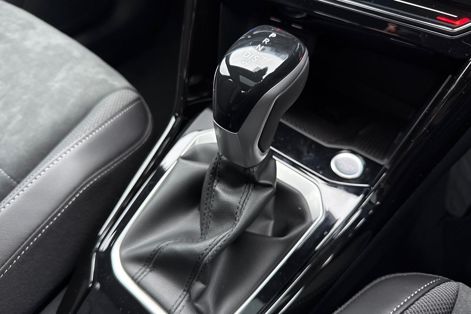 Used Volkswagen T-Roc 2025 for sale - 77044312: Photo 22