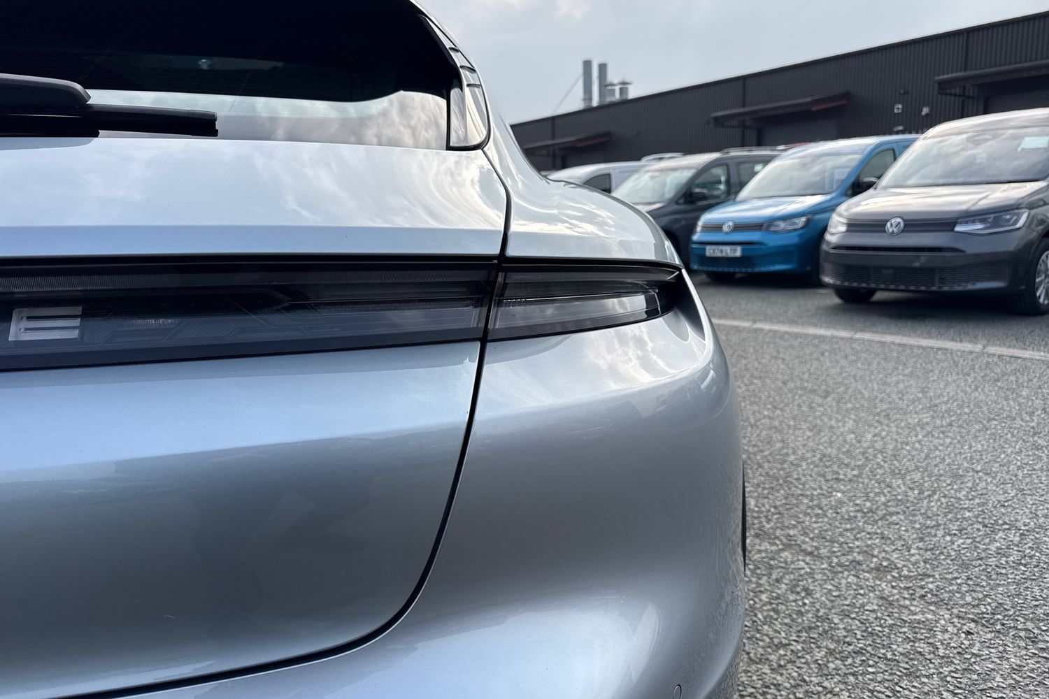 Used Porsche Taycan 2022 for sale - 77773987: Photo 26