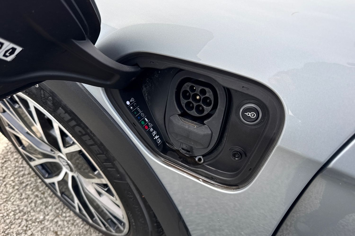 Used Porsche Taycan 2022 for sale - 77773987: Photo 32