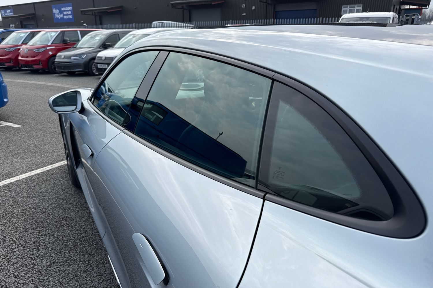 Used Porsche Taycan 2022 for sale - 77773987: Photo 34