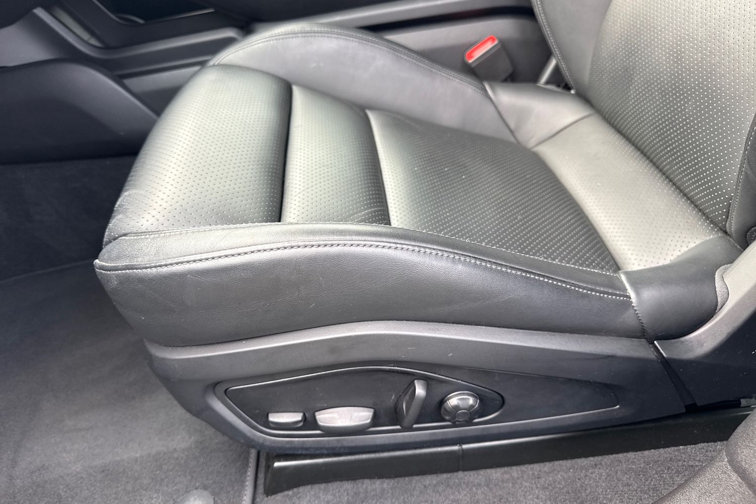 Used Porsche Taycan 2022 for sale - 77773987: Photo 39