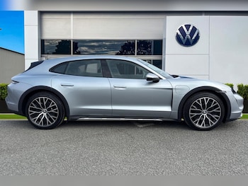 Used Porsche Taycan 2022 for sale - 77773987: Photo