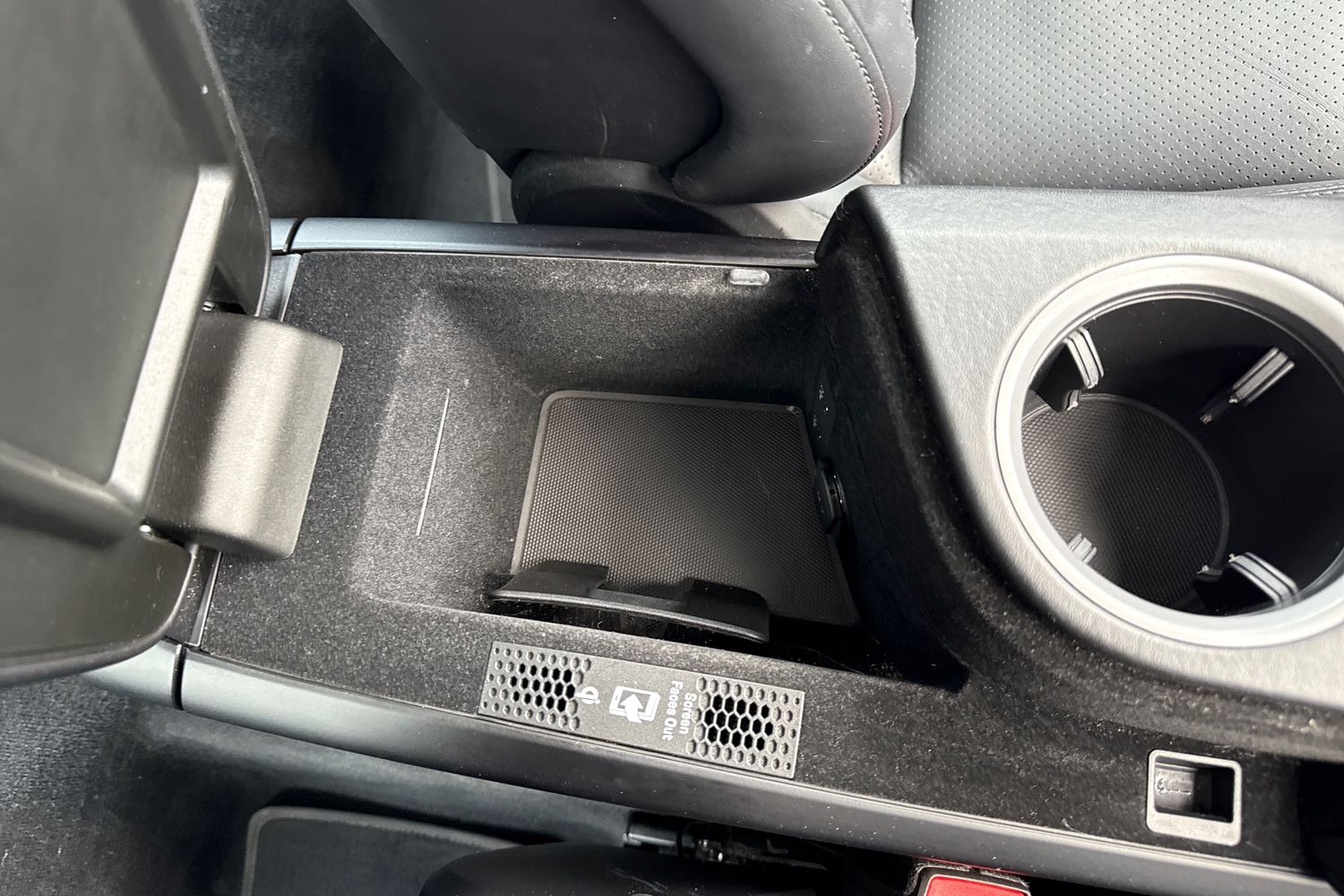 Used Porsche Taycan 2022 for sale - 77773987: Photo 45