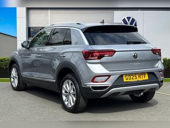 Used Volkswagen T-Roc 2025 for sale - 79854330: Photo