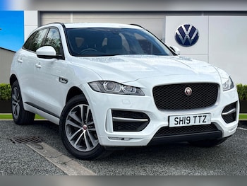 Used Jaguar F-Pace 2019 for sale - 78552150: Photo