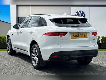 Used Jaguar F-Pace 2019 for sale - 78552150: Photo