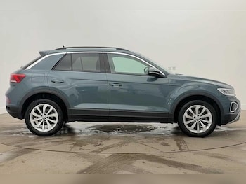 Used Volkswagen T-Roc 2025 for sale - 78484965: Photo