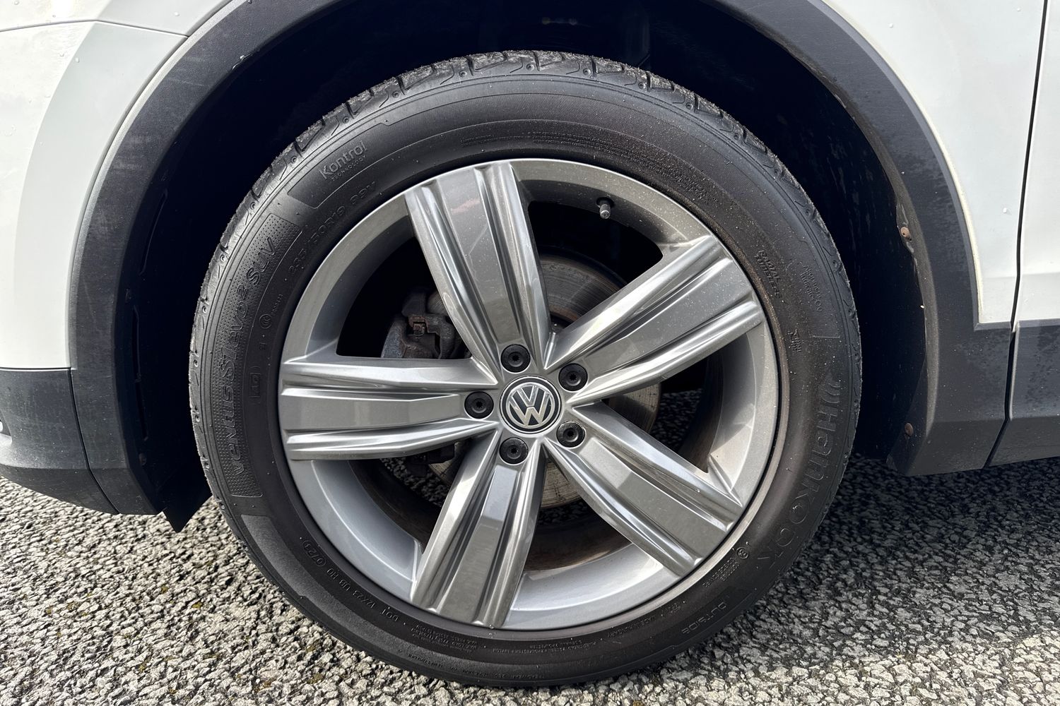 Used Volkswagen Tiguan 2018 for sale - 77849385: Photo 12