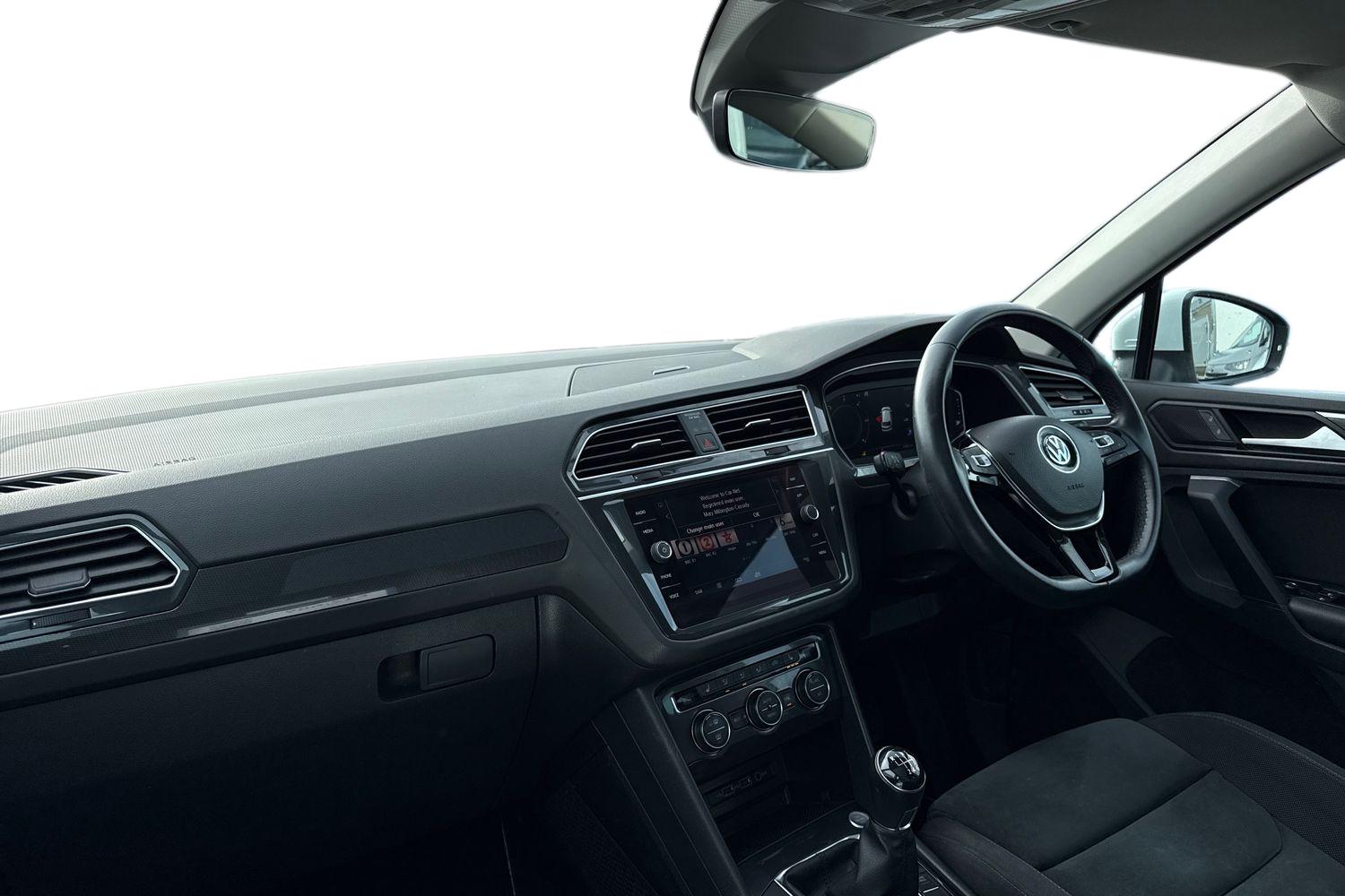 Used Volkswagen Tiguan 2018 for sale - 77849385: Photo 15