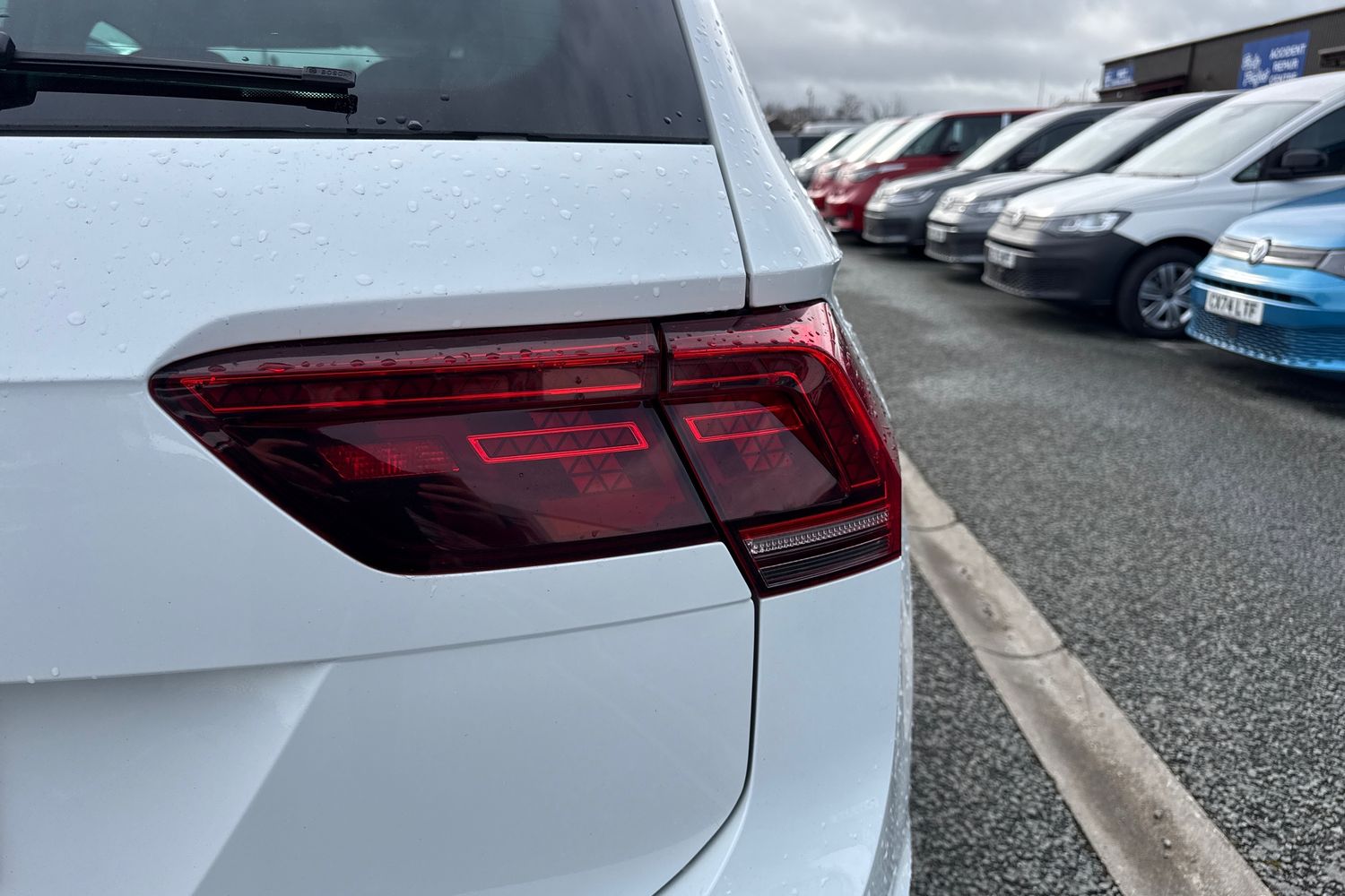 Used Volkswagen Tiguan 2018 for sale - 77849385: Photo 26