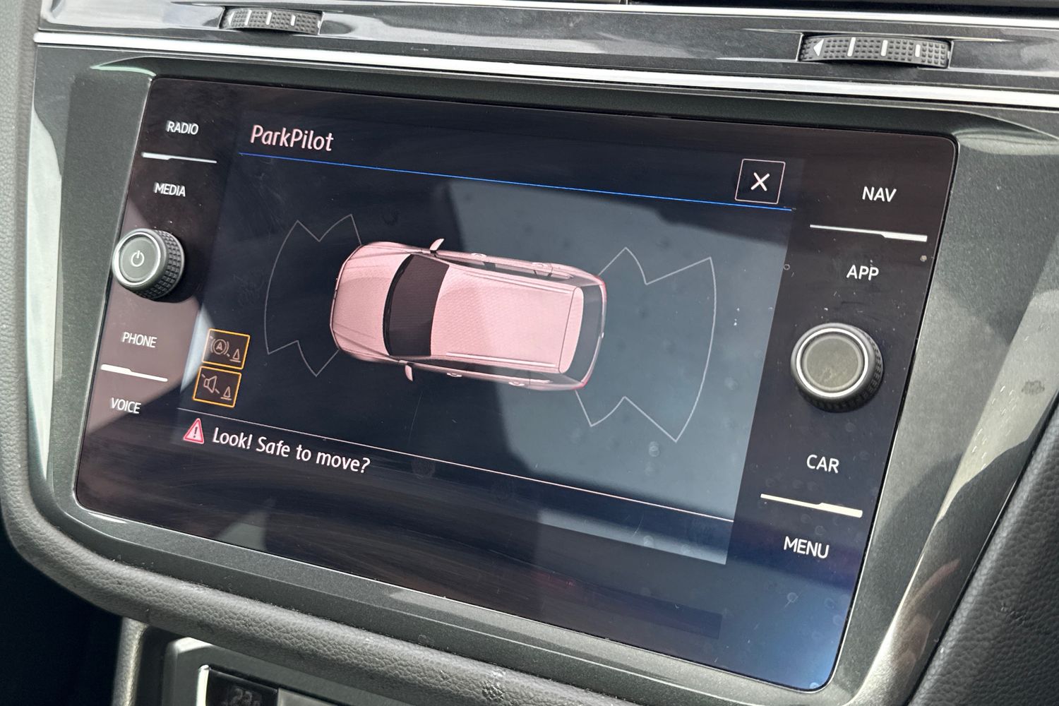 Used Volkswagen Tiguan 2018 for sale - 77849385: Photo 47