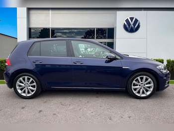 Used Volkswagen Golf 2019 for sale - 76274702: Photo