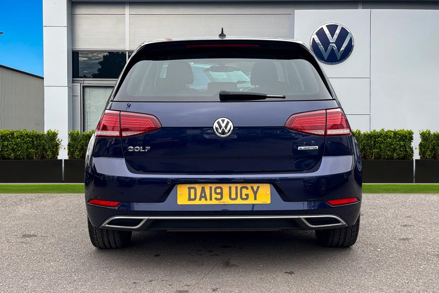 Used Volkswagen Golf 2019 for sale - 76274702: Photo 4