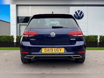 Used Volkswagen Golf 2019 for sale - 76274702: Photo