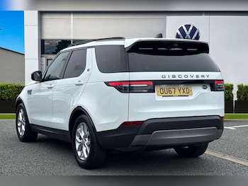 Used Land Rover Discovery 2017 for sale - 76264129: Photo 2