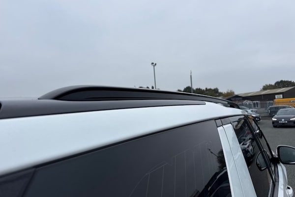 Used Land Rover Discovery 2017 for sale - 76264129: Photo 30