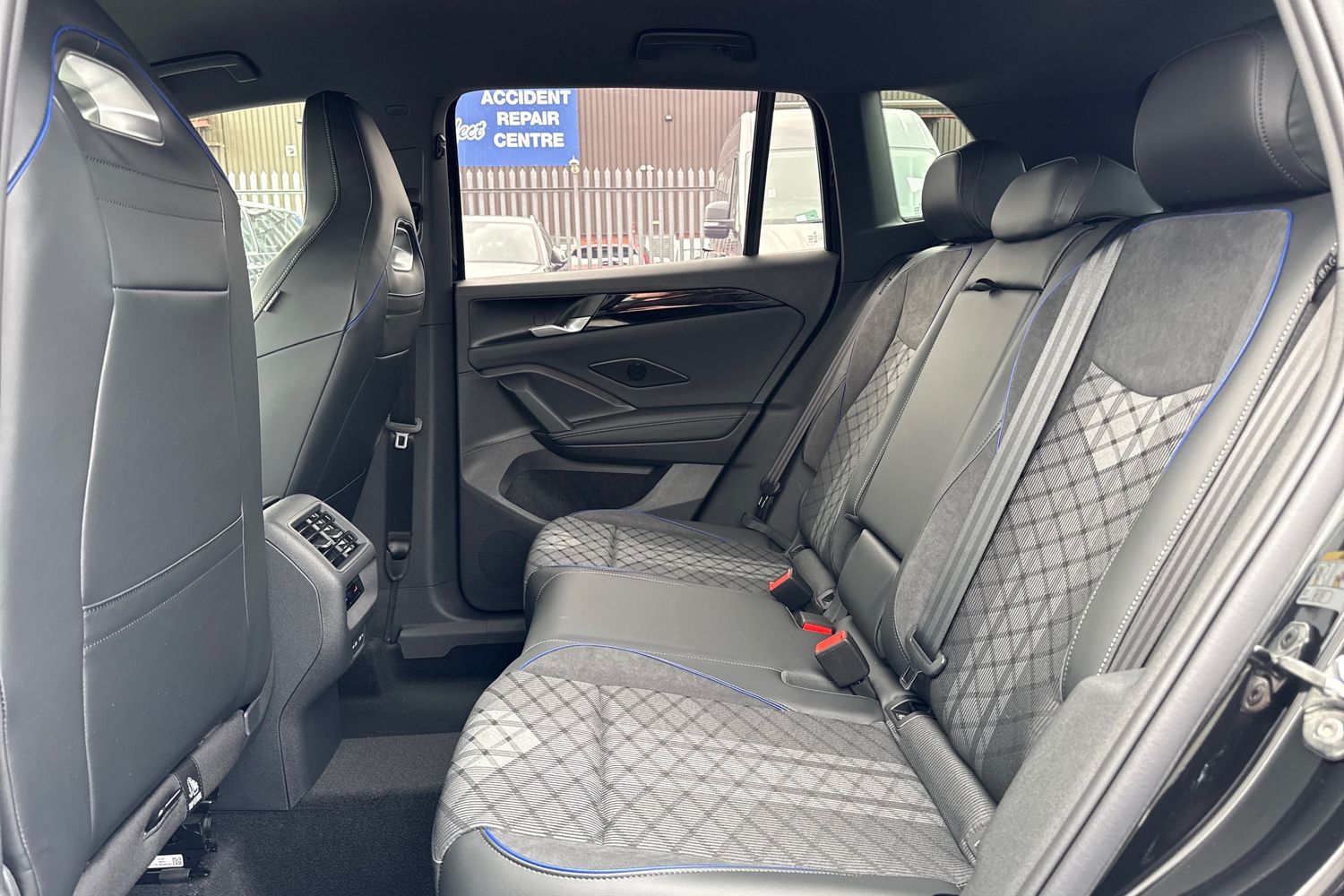 Used Volkswagen Tiguan 2026 for sale - 78069912: Photo 34