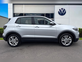 Used Volkswagen T-Cross 2020 for sale - 77996544: Photo