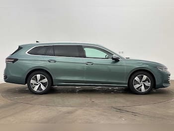 Used Volkswagen Passat 2026 for sale - 79825627: Photo