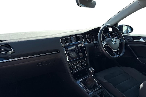Used Volkswagen Golf 2018 for sale - 76186028: Photo 15