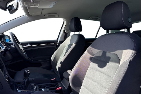 Used Volkswagen Golf 2018 for sale - 76186028: Photo 16