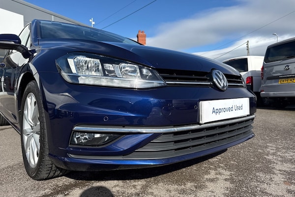 Used Volkswagen Golf 2018 for sale - 76186028: Photo 9