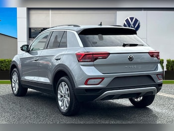 Used Volkswagen T-Roc 2025 for sale - 75700894: Photo