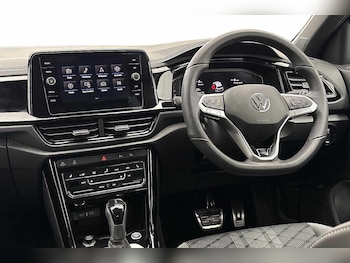 Used Volkswagen T-Roc 2025 for sale - 78734478: Photo